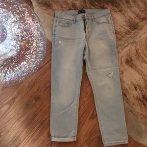 Gap boyfriend jean cropped NWOT